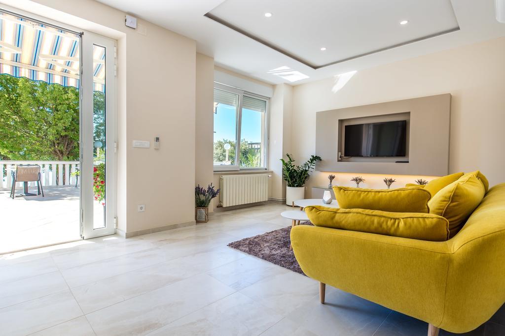 Apartments & Rooms Milcetic M Малинска Экстерьер фото